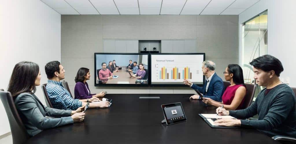 Polycom Group With EagleEye Director II + RealPresence Touch